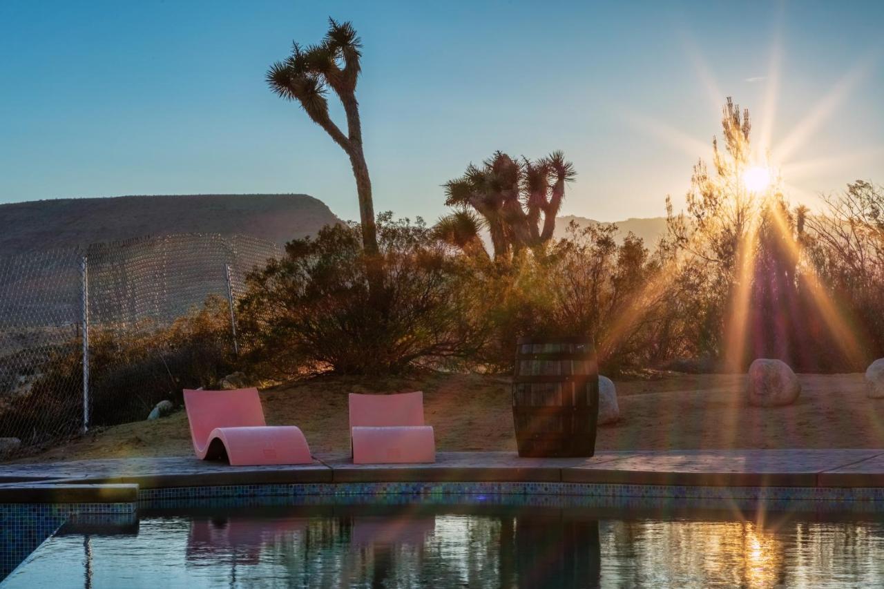 Wind Hill Hotel Yucca Valley Kültér fotó
